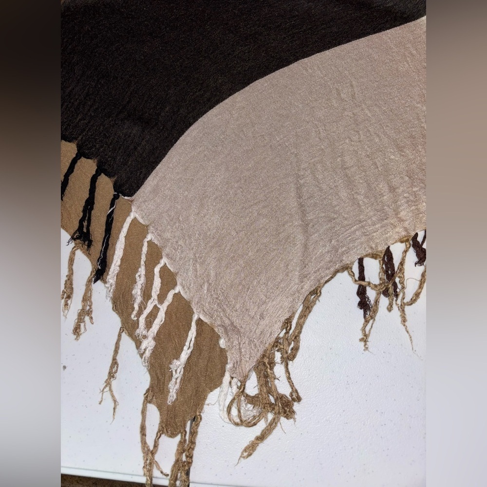 Tri-Color Fringed Shawl - Picture 13 of 14